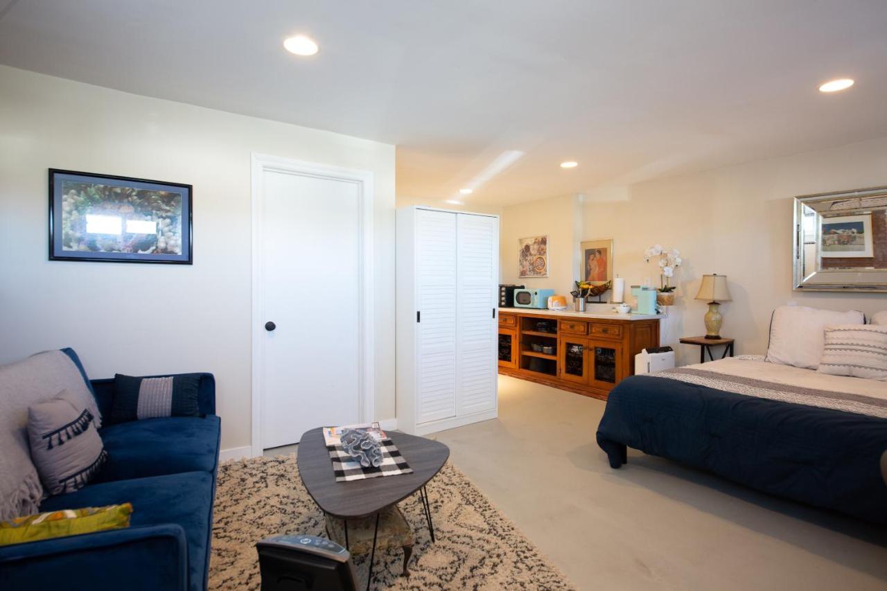 Overlooking Marina Del Rey Sailboats, Is Green Ginger Playa Del Rey On The Bluff, *