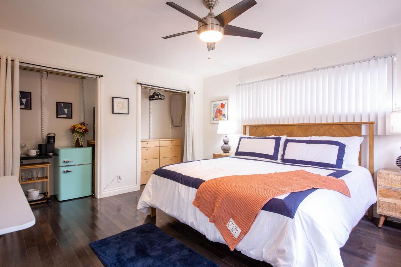 Overlooking Marina Del Rey Sailboats, Is Green Ginger Playa Del Rey On The Bluff, Guest house *