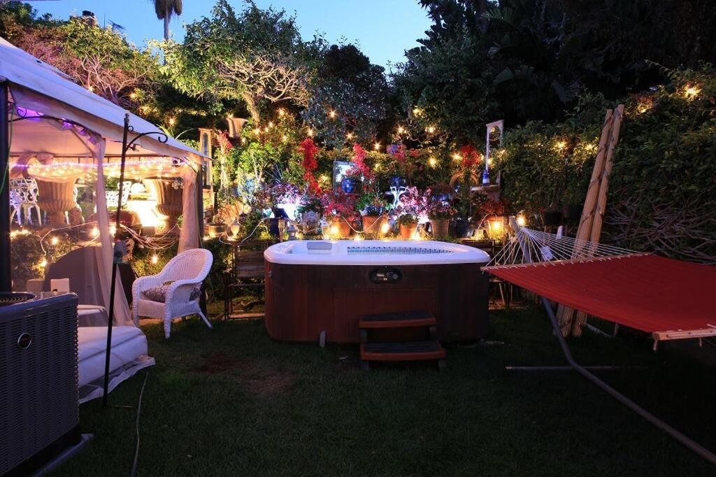 Guest house Overlooking Marina Del Rey Sailboats, Is Green Ginger Playa Del Rey On The Bluff, Los Angeles