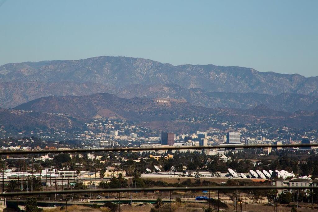 Guest house Overlooking Marina Del Rey Sailboats, Is Green Ginger Playa Del Rey On The Bluff, Los Angeles