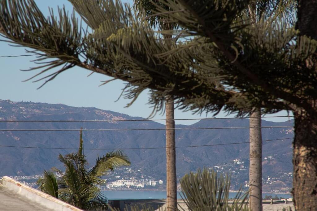 Guest house Overlooking Marina Del Rey Sailboats, Is Green Ginger Playa Del Rey On The Bluff, *