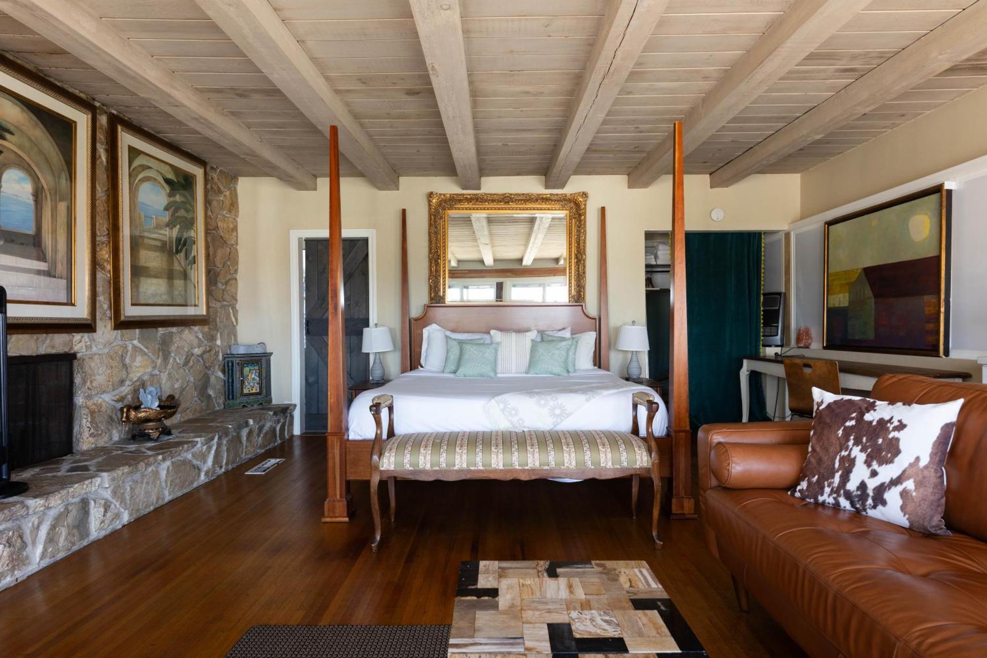 Guest house Overlooking Marina Del Rey Sailboats, Is Green Ginger Playa Del Rey On The Bluff, *